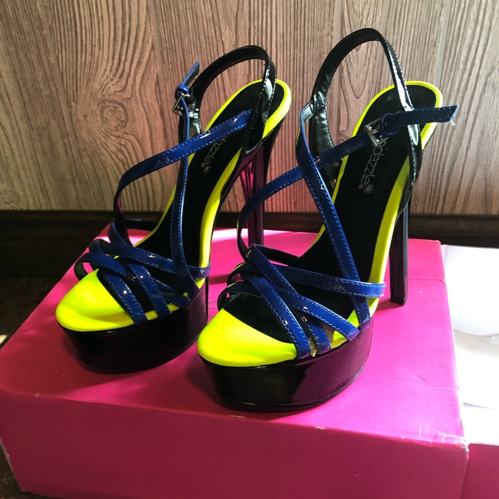 Brand new shoe dazzle shoes